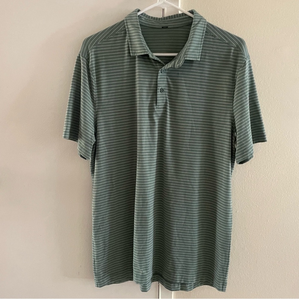 Lululemon polo shirt size medium - Picture 2 of 4